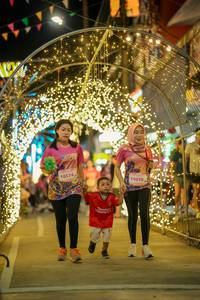 BIB: 18574, 19070
                            <button type="button" onclick="openModal(24742762)" class="btn btn-primary btn-sm float-right btn-popup" data-toggle="modal" data-target=".modal-high-quality">
                        <i class="fas fa-shopping-cart"></i> Add to Cart
                    </button>
                                            <button type="button" onclick="isThisMe(24742762, true)" class="btn btn-success btn-sm float-right btn-popup btn-isme hidden" data-toggle="tooltip" data-placement="bottom" title="นี่คือรูปของคุณใช่ไหม คลิกที่นี่เพื่อเอาเข้าอัลบั้ม">
                        <i class="fas fa-plus"></i> Add to album
                    </button>
                    <button type="button" onclick="isThisMe(24742762, false)" class="btn btn-warning btn-sm float-right btn-popup btn-isnotme hidden">
                        <i class="fas fa-ban"></i> Remove from album
                    </button>